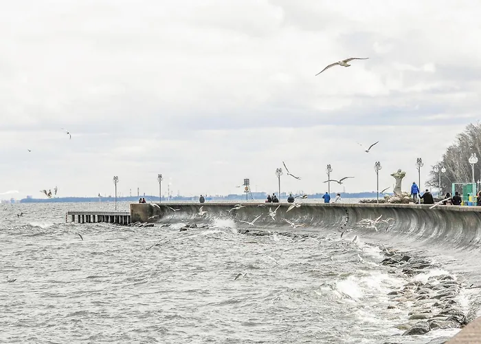 Будинок відпочинку 2 Bedroom Lovely In Гдиня